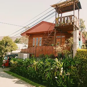 Homestay 20/20 Wood, Nuwara Eliya